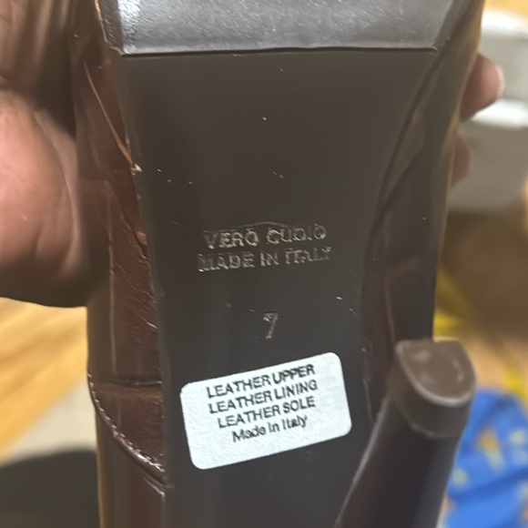 Charles David Brown Crocodile Knee Boots with Tassel - Picture 11 of 17